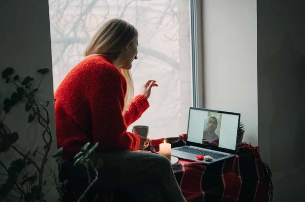 Pourquoi les célibataires devraient-ils s'inscrire sur un site de rencontre ?